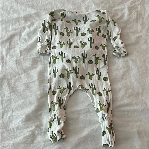 Cactus & Pumpkin Patterned Baby Footie Pajamas - Picture 4 of 4